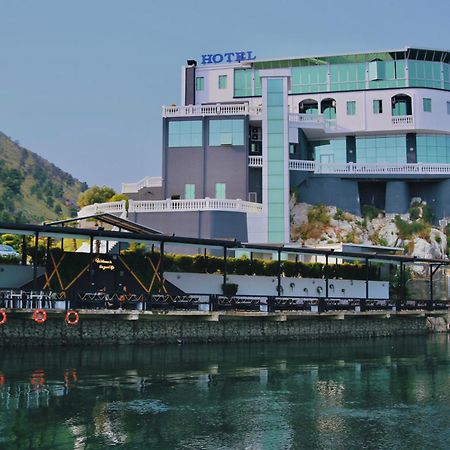 Prince Of Lake Hotel Canaj Exterior foto