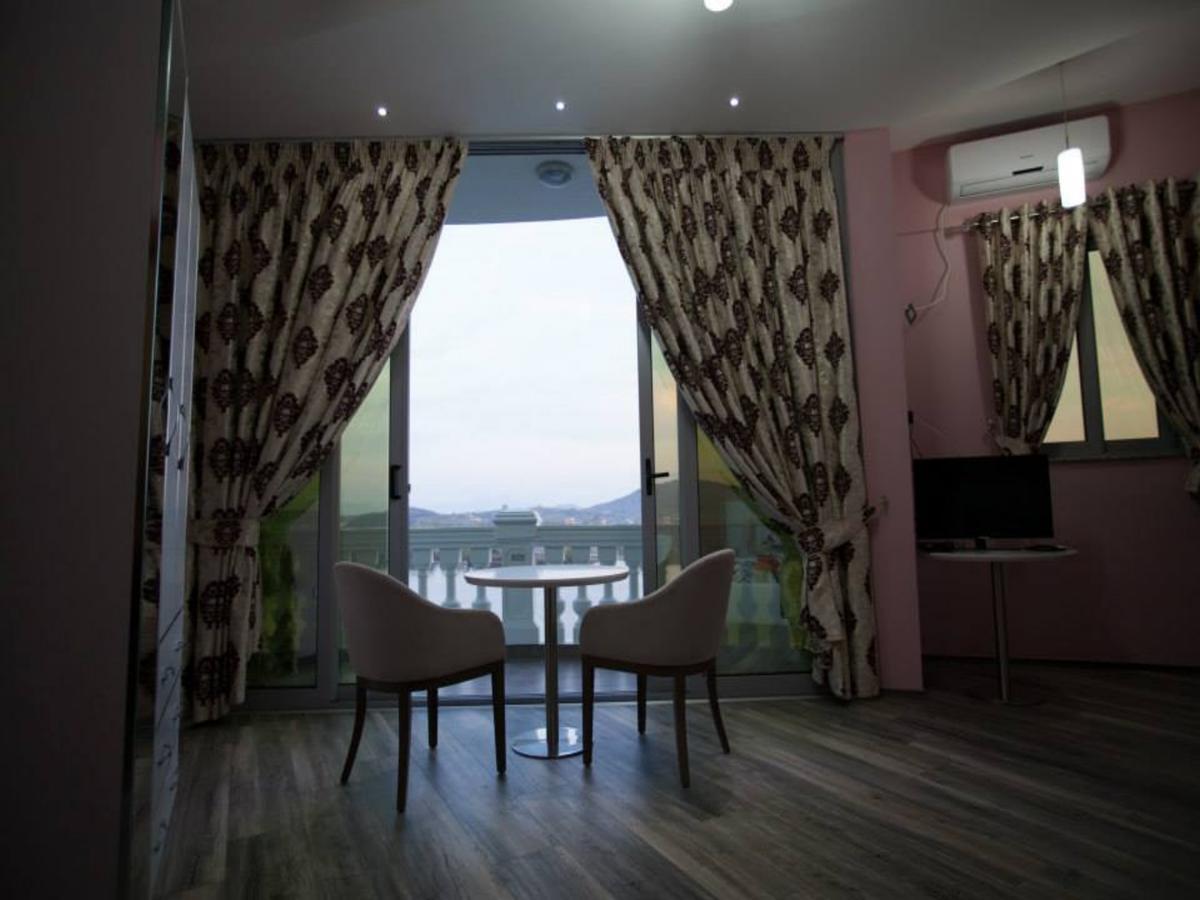 Prince Of Lake Hotel Canaj Exterior foto